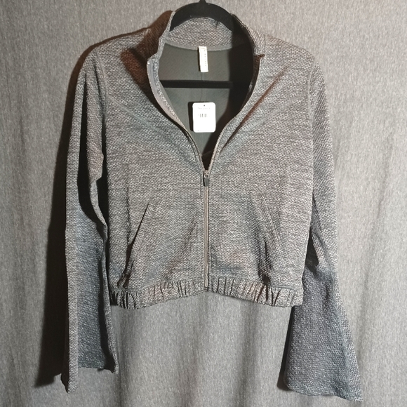 🥳 Free People - Picture 2 of 8